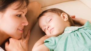Как приучить ребенка рано ложиться спать?